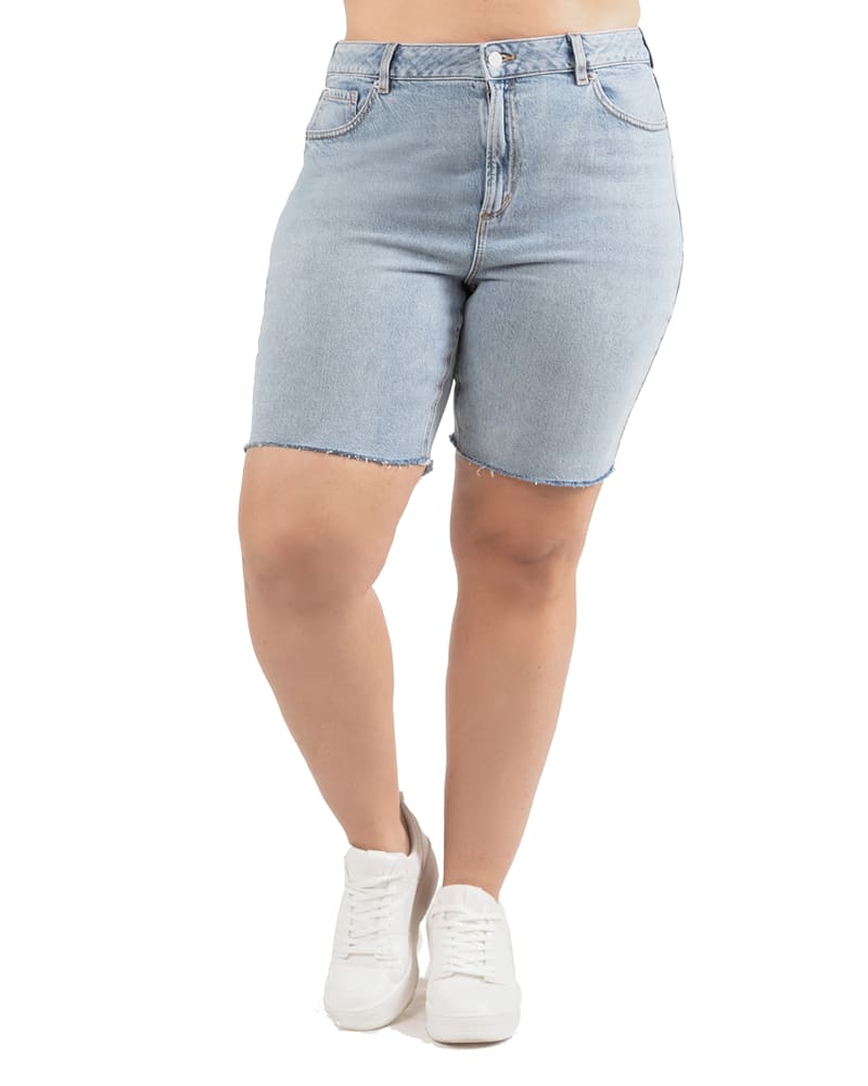 Plus size model wearing Makenna Bermuda Shorts by Dex Plus | Dia&Co | dia_product_style_image_id:184205